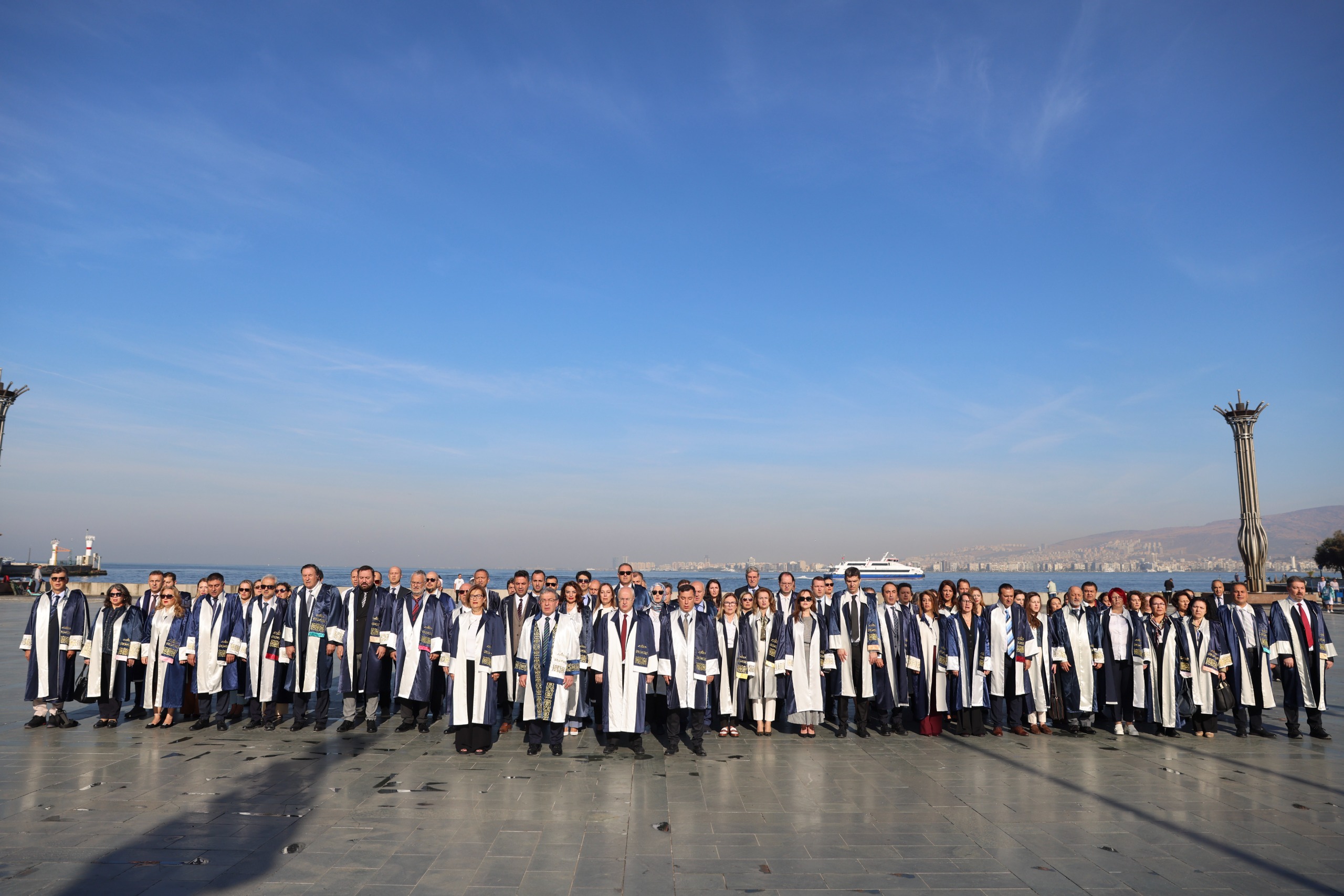 DEÜ'DE 2026-2027 AKADEMİK YILI COŞKUYLA BAŞLADI (12).jpeg