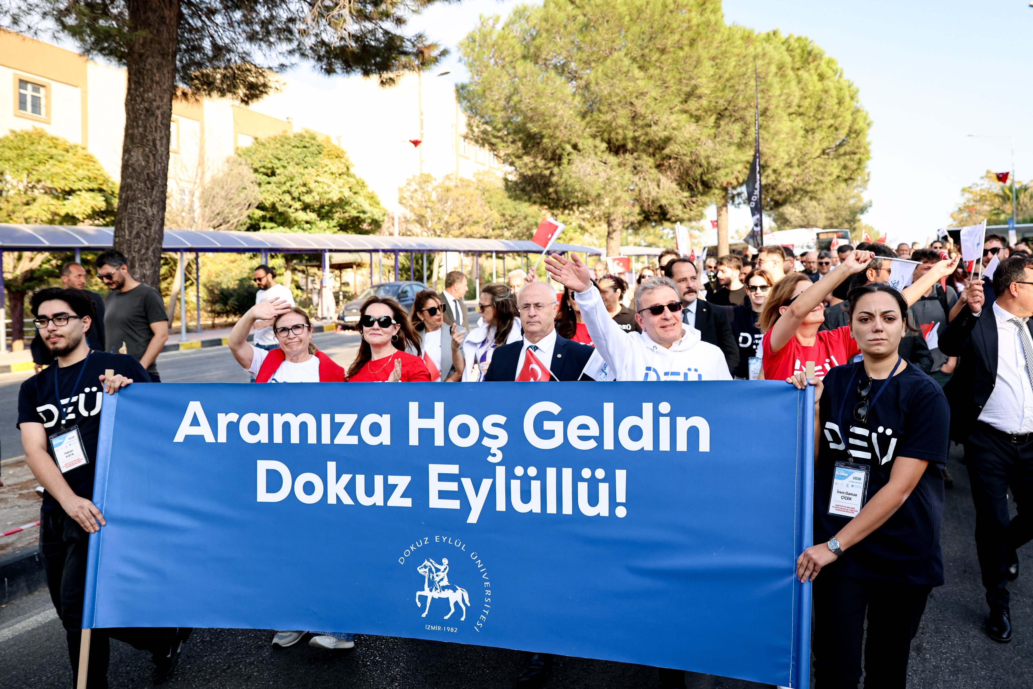 DEÜ'DE 2026-2027 AKADEMİK YILI COŞKUYLA BAŞLADI.jpg