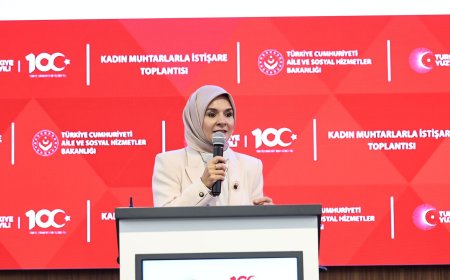 Bakan Göktaş, Kadın Muhtarlarla İstişare Toplantısında Buluştu