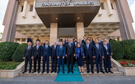 Bakan Memişoğlu Gaziantep’te Sağlık Yatırımlarını İnceledi: “Türkiye’yi Sağlık Bilgisi ve Teknolojisi Üreten Bir Ülke Yapacağız”