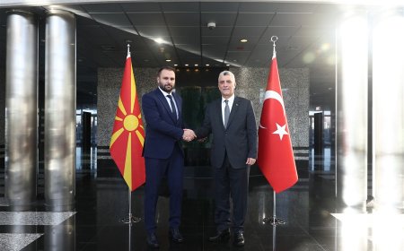 Ticaret Bakanı Ömer Bolat, Kuzey Makedonyalı Mevkidaşı Durmisi ile Ekonomik İş Birliğini Görüştü