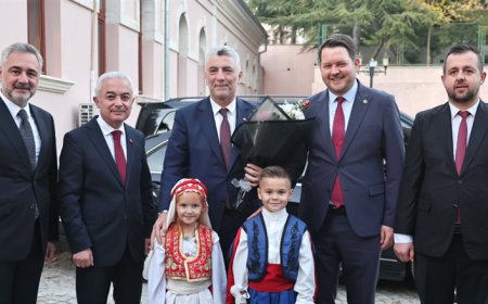 Ticaret Bakanı Ömer Bolat, Kırklareli'nde Ziyaretlerde Bulundu