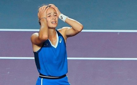 Milli Tenisçi Zeynep Sönmez'e Bakan Bak’tan Tebrik Mesajı