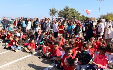Minikler Cumhuriyet Bayramı Coşkusunu Büyükada’da Doyasıya Yaşadı