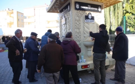Çankırı Belediyesi’nden Sıcak Çorba İkramı Vatandaşın İçini Isıttı
