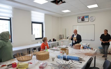 Kocasinan Akademi’de Yeni Dönem Başladı: “Hayatın Tüm Renkleri Bu Çatı Altında”