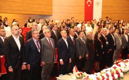 Merzifon Belediye Başkanı Alp Kargı, Ulusal ve Uluslararası Botanik Kongrelerinde Çevresel Tehditlere Karşı Endemik Bitki Korumasına Dikkat Çekti