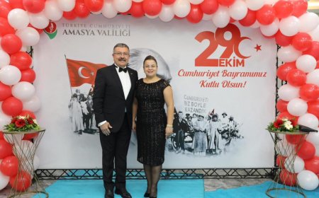 Belediye Başkanı Alp Kargı, 29 Ekim Cumhuriyet Bayramı Resepsiyonuna Katıldı