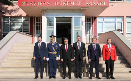 Merzifon Belediye Başkanı Alp Kargı, Cumhuriyet Bayramı Tebrik Programına Katıldı