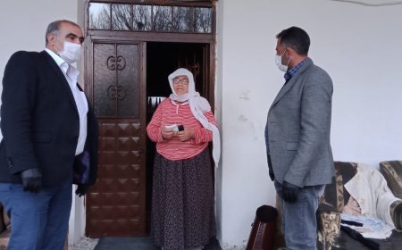 Akyaka Belediyesi’nden Ücretsiz Maske ve Eldiven Dağıtımı