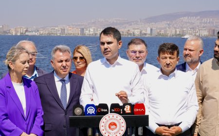 Bakanlık, İzmir Körfezi İçin Büyükşehir Belediyesi ve İlgili Kurumları Bir Araya Getirdi