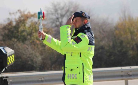 Bolu Gişeleri'nde Jandarma Trafik Denetimlerini Artırarak Güvenliği Sağlıyor