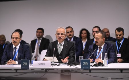 "Türkiye, Demiryolu Taşımacılığında Sürdürülebilir Enerjiye Odaklanıyor"