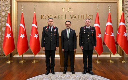 Jandarma Genel Komutanlığı Denetleme ve Değerlendirme Başkanı Tümgeneral Murat Bulut, Vali İlhami Aktaş’ı Ziyaret Etti