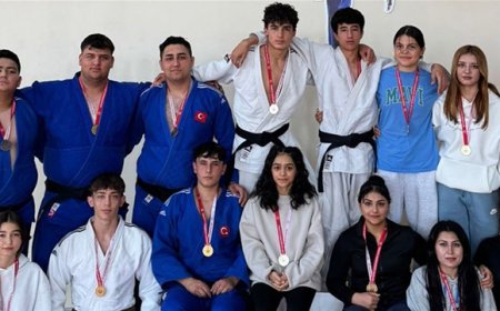 Karaman’da Okul Sporları Gençler Judo İl Birinciliği Müsabakaları Tamamlandı
