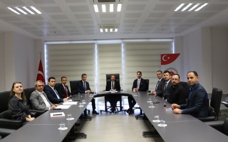 Kapaklı Kaymakamı Mustafa Gürdal Başkanlığında Diş Hastanesi Değerlendirme Toplantısı Yapıldı