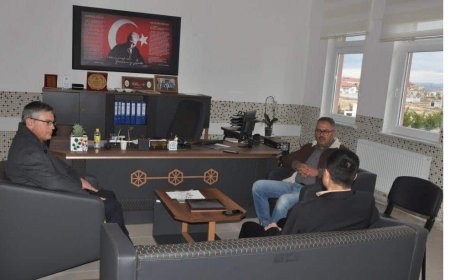 İl Milli Eğitim Müdür Yardımcısı Fatih Akçil, Sandıklı Rehberlik ve Araştırma Merkezi’ni Ziyaret Etti