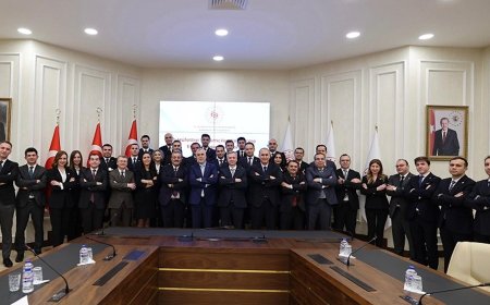 Bakan Işıkhan, İş Müfettişi Yardımcıları Rozet Takma Töreni’ne Katıldı