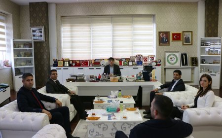 Iğdır Denetimli Serbestlik Müdürü Erkan Yıldırım’dan Rektör Prof. Dr. Mehmet Hakkı Alma’ya Ziyaret