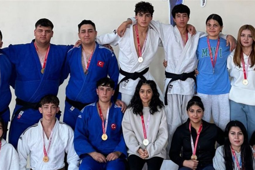 Karaman’da Okul Sporları Gençler Judo İl Birinciliği Müsabakaları Tamamlandı