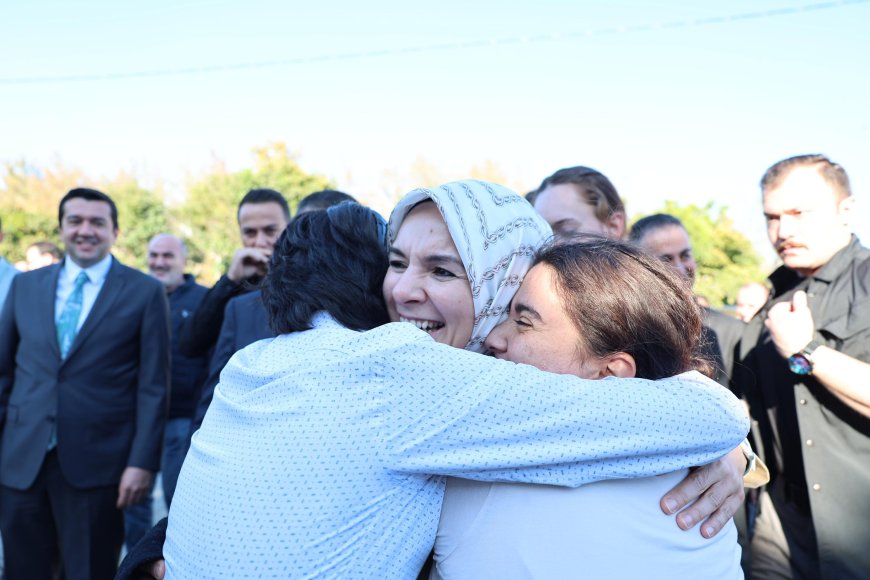 Aile ve Sosyal Hizmetler Bakanı Göktaş, Zonguldak'ta İlçe Kongresine Katıldı