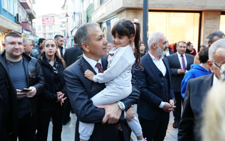 İçişleri Bakanı Ali Yerlikaya, Ordu’da Huzur ve Güvenlik Toplantısı’na Katıldı: Uyuşturucu ve Suçla Mücadelede Kararlılık Mesajı Verildi