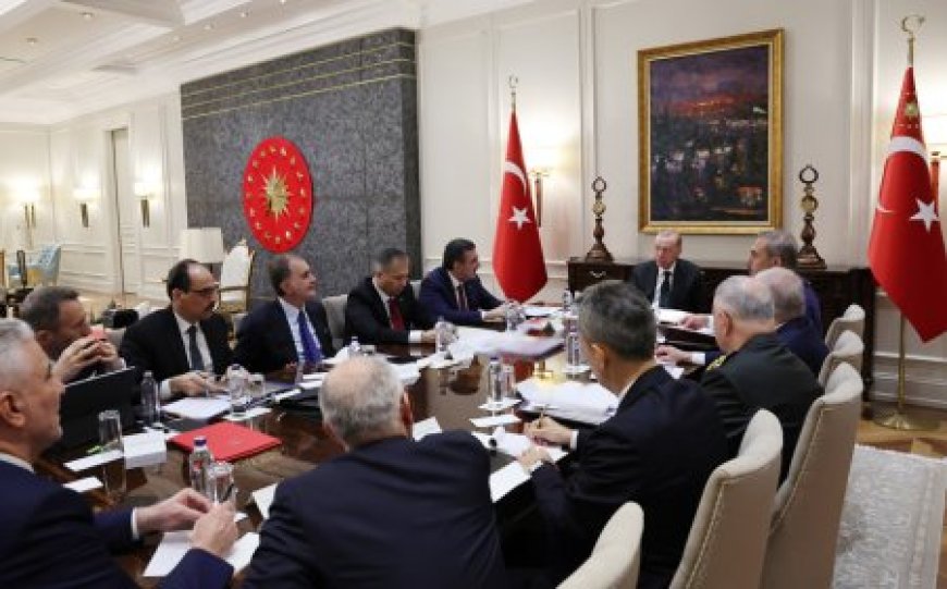 Cumhurbaşkanı Erdoğan Başkanlığında Güvenlik Toplantısı Düzenlendi