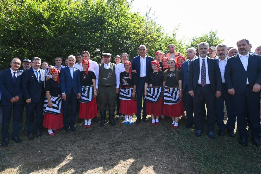 Bakan Ersoy: “Türkiye Ulaşımda Adeta Çağ Atlarken, Turizm Altyapısında da Büyük Yol Kat Etti”