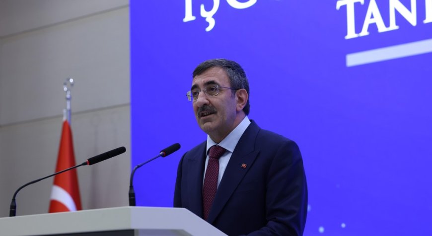 Bakan Işıkhan, İŞKUR'un İşgücü Uyum Programı Tanıtımında: "Türkiye'nin Güçlü Ekonomik Geleceği İçin Çalışıyoruz"