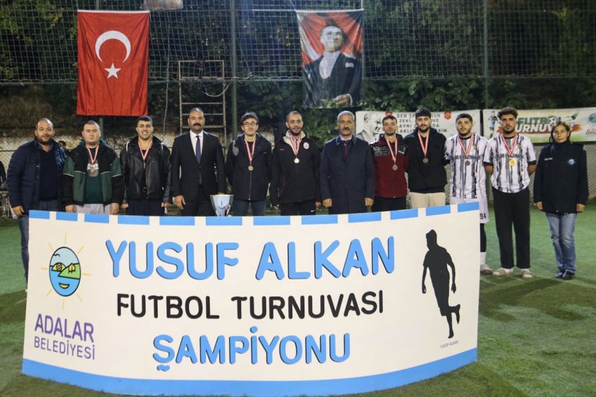 Geleneksel Yusuf Alkan Futbol Turnuvası’nda Şampiyon Kapalı Gişe Oldu