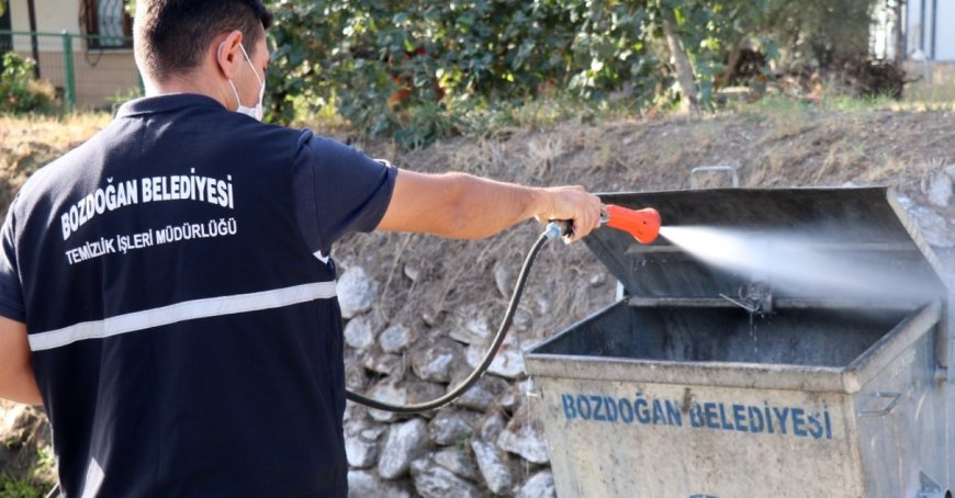 Bozdoğan Belediyesi'nden Düzenli Çöp Konteyneri Temizliği