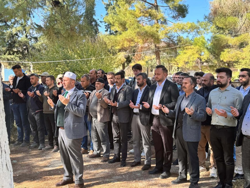 Başkan Dere Iğrıllı Mahallesi’nde Yağmur Duasına Katıldı