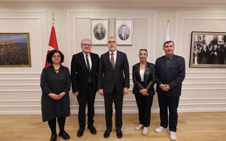 Bakan Vedat Işıkhan Ekonomim Gazetesi’ne Çalışma Hayatına İlişkin Değerlendirmelerde Bulundu