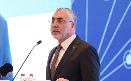 Bakan Vedat Işıkhan İş ve Meslek Danışmanlığı Hizmetlerinin Geliştirilmesi Projesi Kapanış Programı ve Uluslararası İstihdam Politikaları Konferansı’na Katıldı