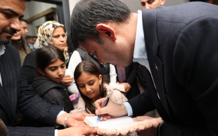 Bakan Murat Kurum: “Ev, Yol Yapılır Ama İnsan Yetiştirmek Daha Değerli”