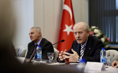 Mimar ve Mühendislik Hizmetlerinde Uzmanlık İçin Yeni Düzenleme Hazırlığı