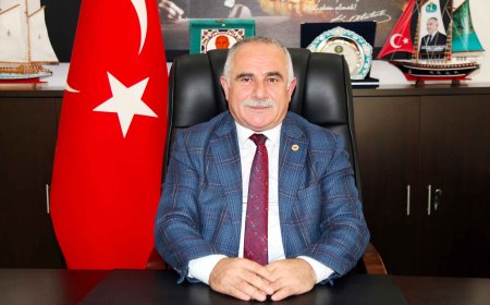 Sinop Erfelek Belediye Başkanı Mehmet Uzun Merdivenden Düşerek Ağır Yaralandı