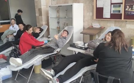 Aydın’da Gençlerden Kan Bağışı Etkinliğine Yoğun İlgi