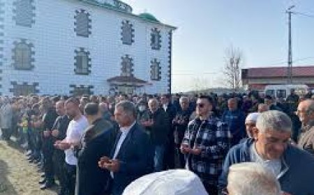 Trabzon’da Göçük Altında Hayatını Kaybeden İşçi Toprağa Verildi