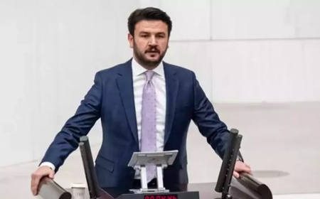 Kurtcan Çelebi: "Enerjide Vuslatlarımız Türkiye'nin Geleceğini Aydınlatıyor"