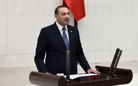 Meclis’te Gergin Anlar: CHP’li Aykut Kaya’dan Bakan Ersoy’a Sert Eleştiriler