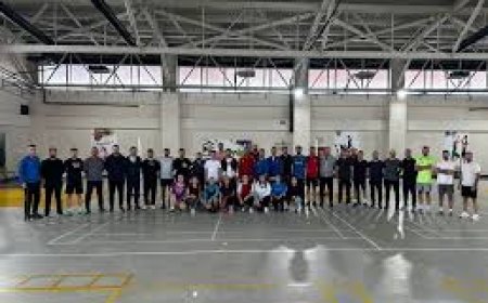 Samsun'da 3. Kademe Badminton Antrenörlük Eğitimi Sürüyor