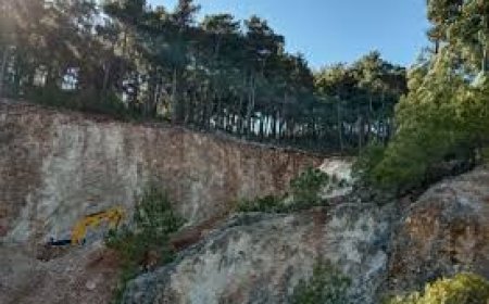 Konyaaltı'nda Heyelan Tartışması: AFAD ve Belediye Karşı Karşıya