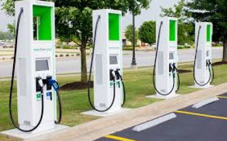 Narlıdere’de Elektrikli Araç Şarj İstasyonları Hizmete Girdi