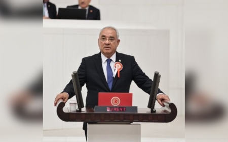 Demokratik Sol Parti Genel Başkanı Önder Aksakal: 'Türkiye, Büyük Bir Ülke; Türkiye Cumhuriyeti Büyük Bir Devlet'