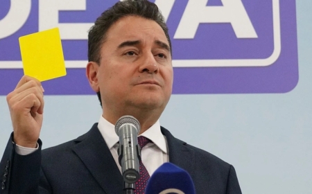 DEVA Partisi Genel Başkanı Ali Babacan'dan Asgari Ücret Eleştirisi: 'Fukaranın Ahını Alarak Ekonomiyi Âbâd Edemezsiniz'