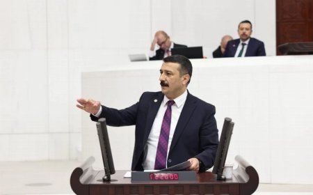 İYİ Parti Bursa Milletvekili  Yüksel Selçuk Türkoğlu: 'Partizanlık Kamu Yönetiminde Liyakati Yok Ediyor'