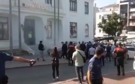 Bursa Büyükşehir Belediyesi Çalışanı Kendini Yakmaya Kalkıştı