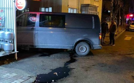 Afyonkarahisar'da Minibüsün Çarptığı Öğretmen Hayatını Kaybetti