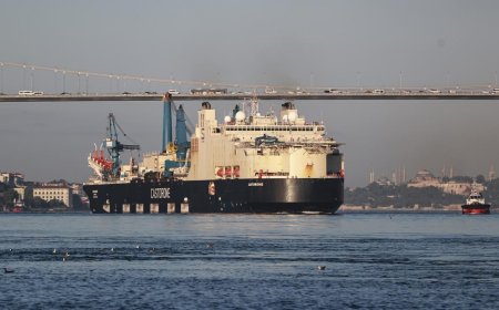 İstanbul Boğazı Gemi Trafiğine Kapatıldı